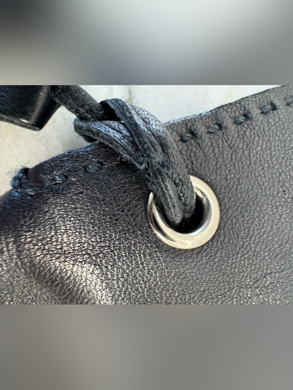Hermes Black Lambskin Leather Clochette Lock Gloves - Picture 3 of 14